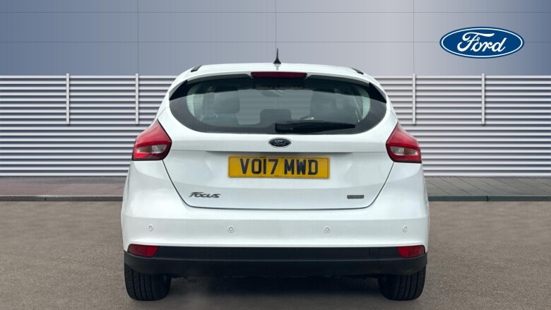 Ford Focus 1.0 EcoBoost 125 Zetec 5dr Auto Petrol Hatchback